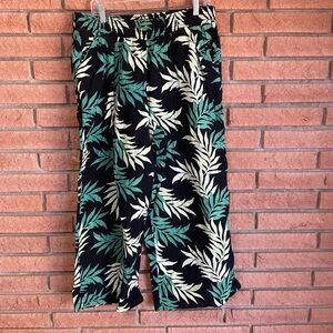 Leaf Print Wide Leg Pants